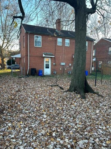 213 Palmer St, Easton PA  18042-7238 exterior