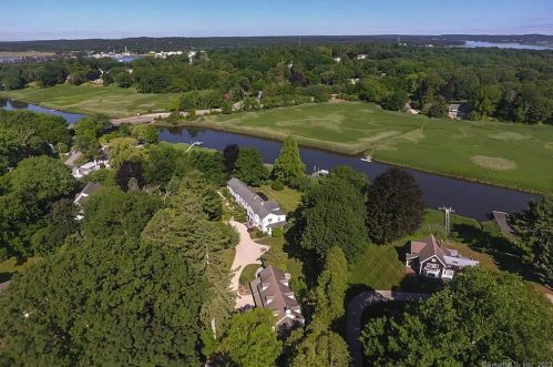 4 Lieutenant River Ln, Lyme, CT 06371-2307