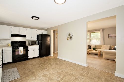 245 Green St, Somersworth NH  03878-2107 exterior