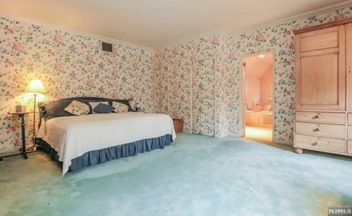 960 Lincoln Pl, Teaneck NJ  07666-2608 exterior