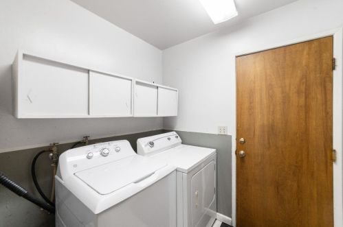 1012 Cottonwood St, Woodland CA  95695-4317 exterior