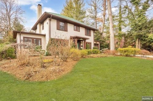 68 Monroe St, Ridgewood, NJ 07450-3017