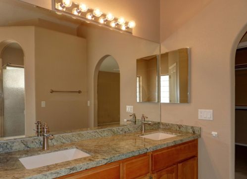 210 Pinon Wood Dr, Sedona AZ 86351-7919 exterior