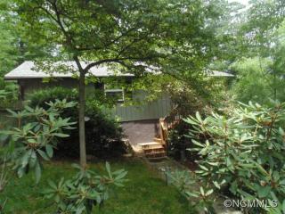 1832 Upper Ridgewood Blvd, Hendersonville, NC 28791-2261