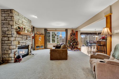 2642 Great Forest Dr, West Bend, WI 53090-1057