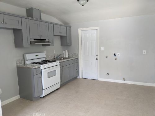 1101 Wellwood Ave, Beaumont CA  92223-1665 exterior