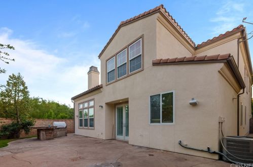 27002 Maple Tree Ct, Santa Clarita, CA 91381-0609