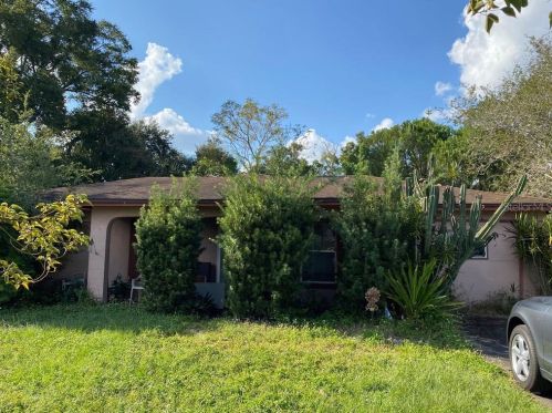6664 Glades Ave, Orlando, FL 32809-6524