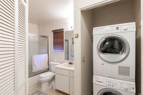 1971 Windmill Cir, Santa Rosa CA  95403-6934 exterior