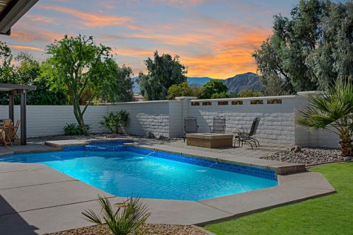 44335 Camino Azul, La Quinta, CA 92253-3986