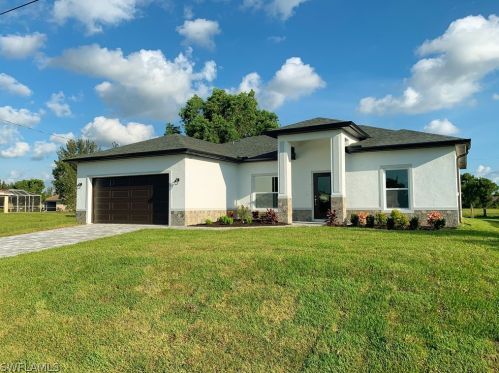 2836 20th Pl, Cape Coral, FL 33993-3852