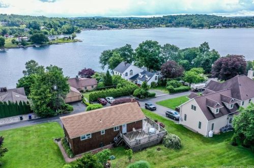 41 Arrowhead Rd, Brookfield Center, CT 06804-1502