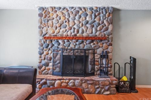 6040 Moraga Ave, Riverside CA 92509-6251 exterior