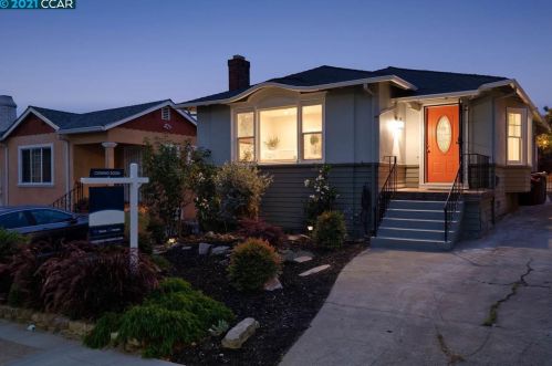 2329 Coolidge Ave, Oakland, CA 94601-3137