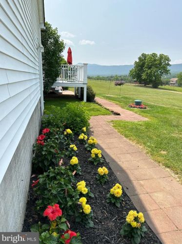 803 Hook Hill Rd, Richmond National Battlefiel VA  22835-3505 exterior