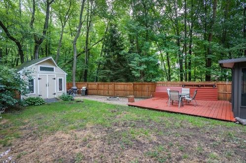 9 Eastview Rd, Terryville, CT 06786-7239