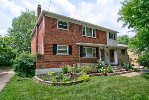 5439 Fox Rd, Cincinnati, OH 45239-7279
