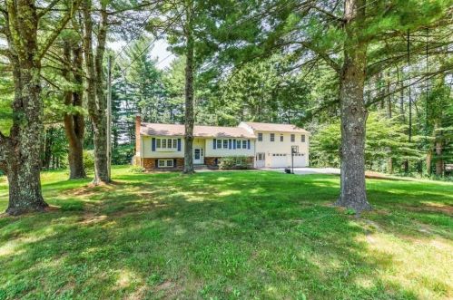 46 Prindle Hill Rd, Charlton, MA 01507-5214