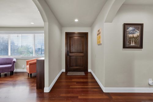 2855 Victoria Dr, Alpine CA  91901-3669 exterior