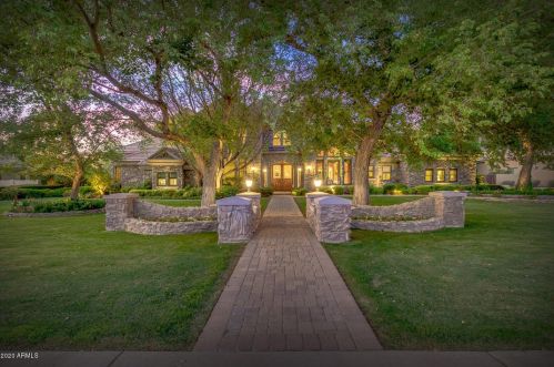 2376 Libra Pl, Chandler, AZ 85249-3790