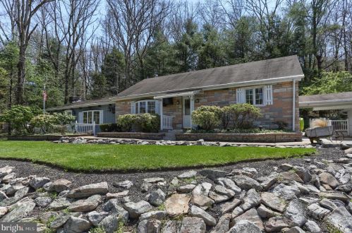 127 Molleystown Rd, Lincoln Colliery, PA 17963-8680