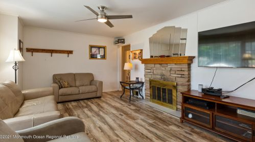 3722 River Rd, Point Pleasant Beach NJ  08742-2051 exterior