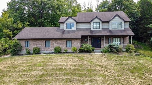 5860 Gaines Rd, Cincinnati, OH 45247-5816