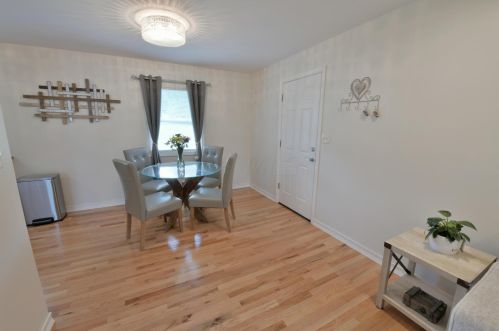 1715 Nob Hill Rd, Zanesville OH  43701-1027 exterior