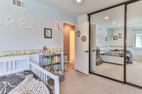 26316 Plata Ln, Calabasas CA  91302-2611 exterior