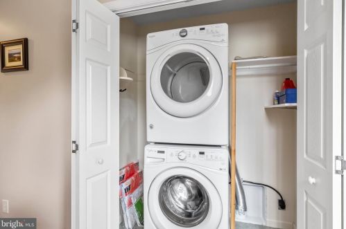 527 Willis St, Fredericksburg VA  22401-5650 exterior