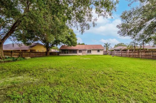 22528 Southshore Dr, Land O Lakes FL  34639-4726 exterior