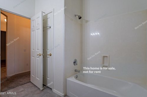 4821 Vista Pl, Chandler AZ 85248-5536 exterior