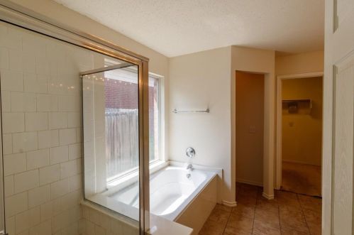 8059 Southern Pine Way, Fort Worth TX  76123-2069 exterior