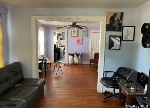 269 Debevoise Ave, Roosevelt, NY 11575-1721