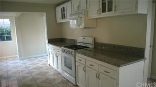 123 B St, Colton, CA 92324-2734