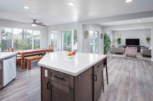 7221 Stratus Ct, San Diego CA  92120-2159 exterior