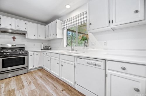 228 Country Club Blvd, Big Bear City, CA 92314-8811