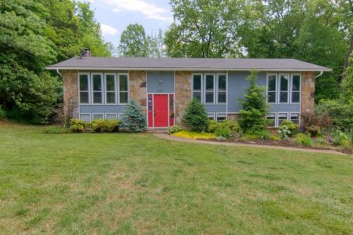 806 Shawn Rd, Knoxville, TN 37923-2444