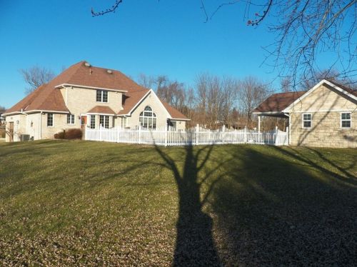 1115 Lehmer St, Latrobe PA  15650-2254 exterior