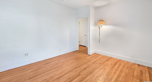 9 White Pine Ln, Northport NY  11768-3453 exterior