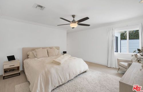 4841 Tyrone Ave, Van Nuys CA 91401-5126 exterior