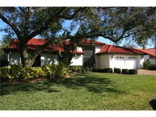 3719 Prairie Dunes Dr, Sarasota, FL 34238-2854