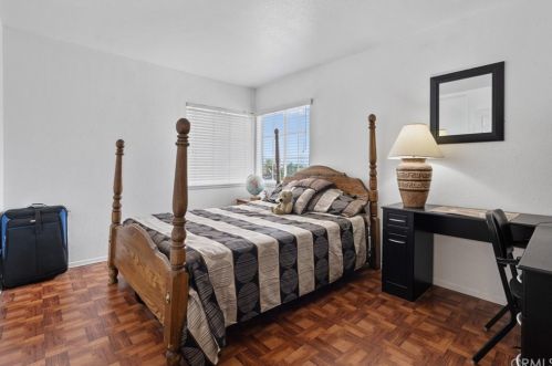 8512 Rosemary Dr, Riverside CA exterior