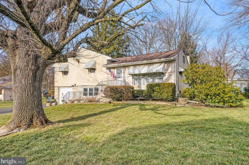 405 Knight Rd, Prospectville PA  19002-4252 exterior