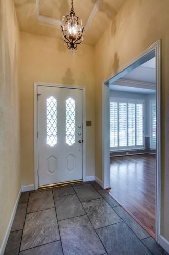 2563 Honeysuckle Dr, Richardson TX  75082-3333 exterior