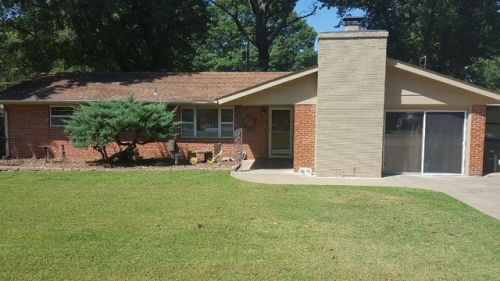 1421 Manor Dr, Bartlesville, OK 74006-6018