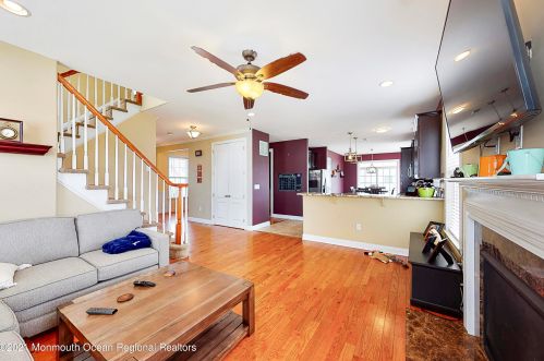 386 Hopedale Dr, Berkeley Township NJ  08721-2781 exterior