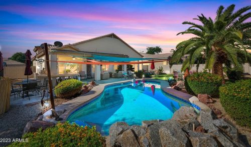 7452 Paraiso Dr, Glendale, AZ 85310-5831