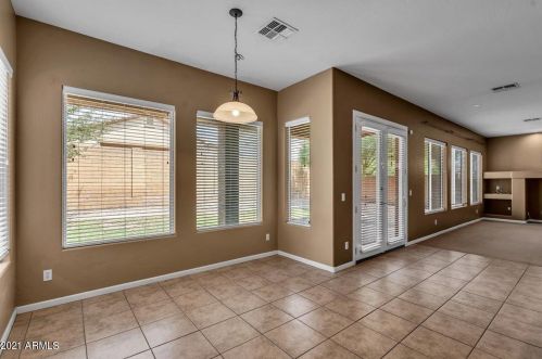 3037 Sunnyvale Ave, Gilbert AZ  85295-7659 exterior