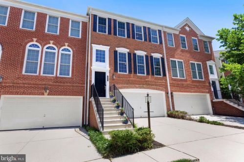 9277 Laurel Ridge Crossing Rd, Lorton, VA 22079-2960